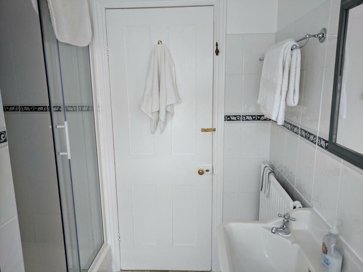 No. 23 Bed & Breakfast Wells Luaran gambar
